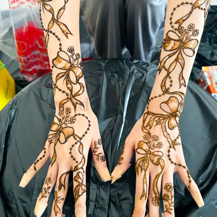 Professional Home Henna Service Dubai