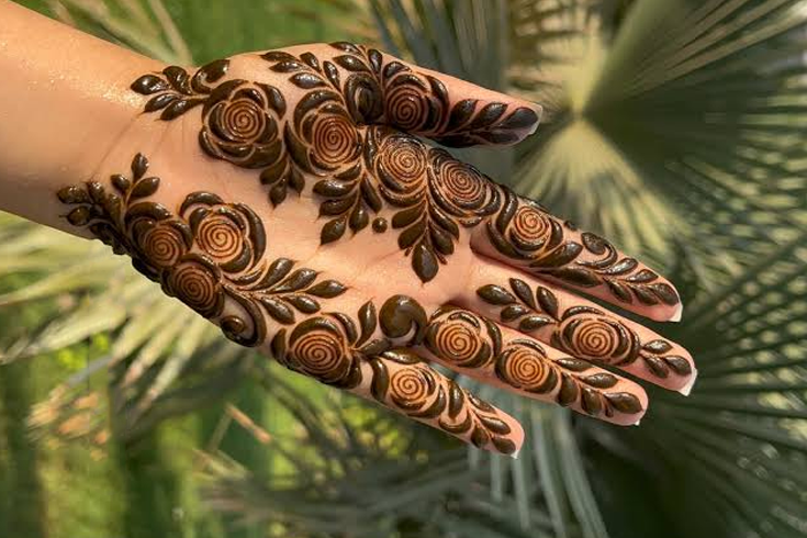 Traditional Henna Dubai
